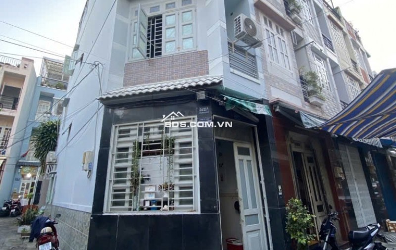 bán nhà phố quận Tân Bình - phuong 14 - đường Đồng Đen